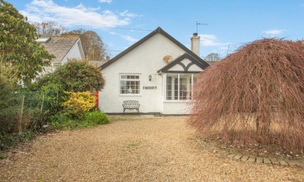 3 Bed in Llanbedrog