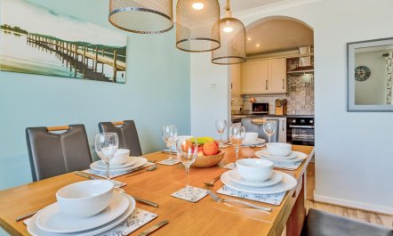3 Bed in Llanbedrog 5