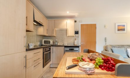 1 Bed in Tenby 9