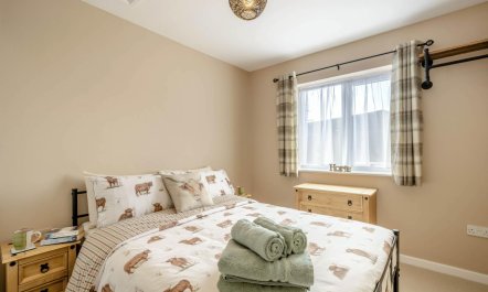 2 Bed in Hoveton 2
