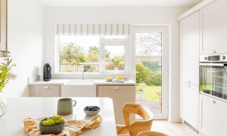 4 Bed in Rock 9