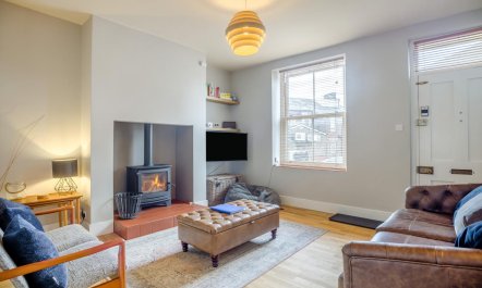 2 Bed in New Mills