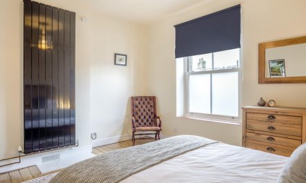 2 Bed in New Mills 8
