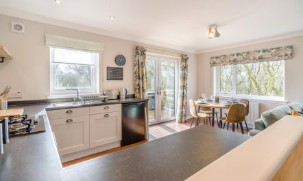 2 Bed in Ochiltree 3