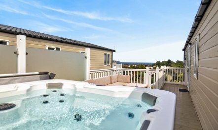 3 Bed in Paignton