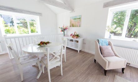 2 Bed in Upper Vobster 7