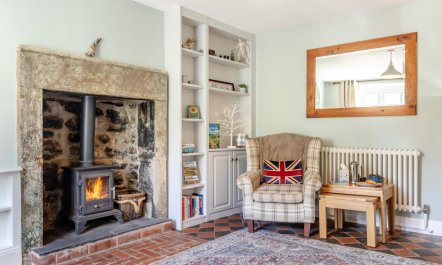 2 Bed in Youlgrave 1
