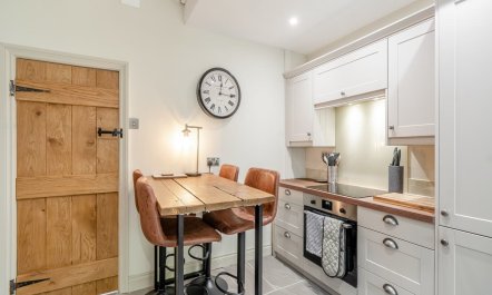2 Bed in Cherry Burton