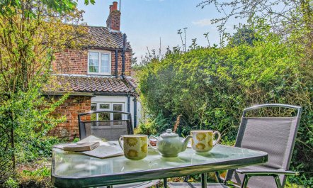 2 Bed in Cherry Burton 3