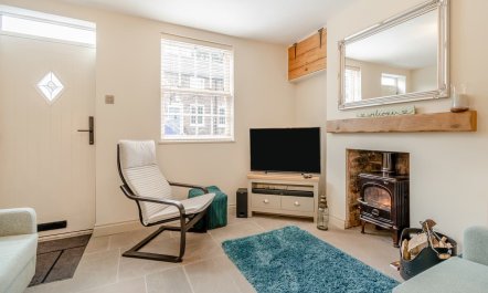 2 Bed in Cherry Burton 3