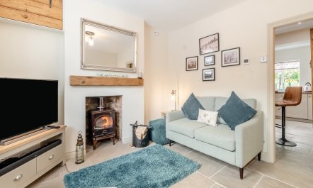 2 Bed in Cherry Burton 4