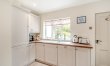 2 Bed in Cherry Burton 7