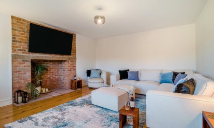 4 Bed in Gorsley 2