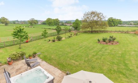 5 Bed in Holcombe Rogus 1