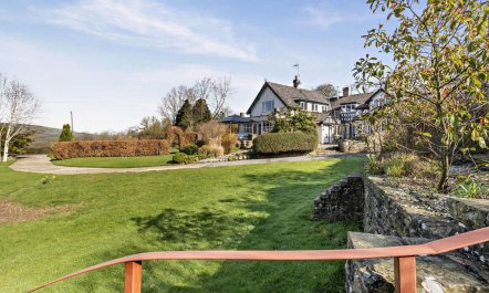 5 Bed in Maeshafn 1