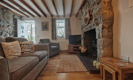 2 Bed in Llanystumdwy 7