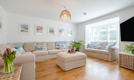 4 Bed in St. Merryn 2