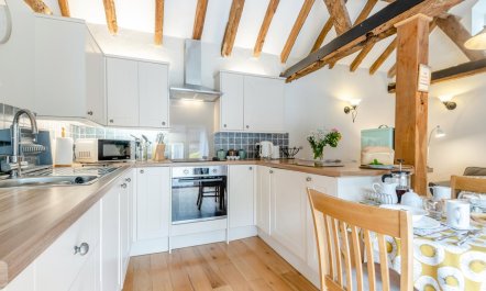 1 Bed in West Chiltington 6