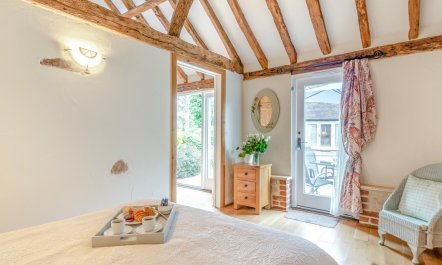 1 Bed in West Chiltington 1