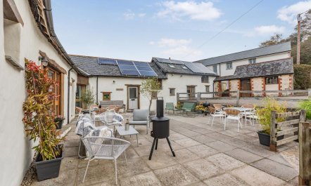 4 Bed in Lobb 8