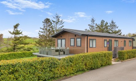 4 Bed in Bentham