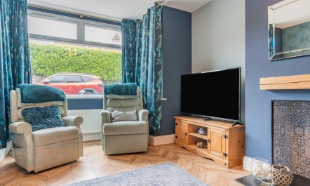 4 Bed in Whitby 6