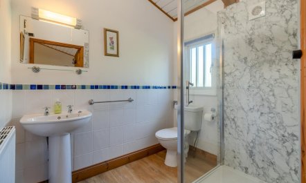 2 Bed in Rumburgh 9