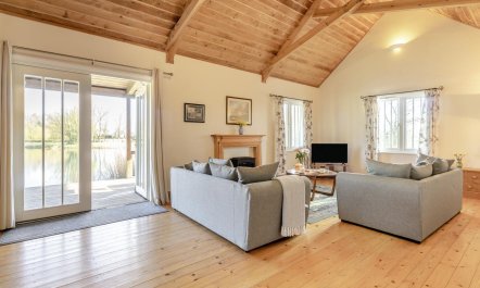 2 Bed in Rumburgh 1