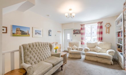 3 Bed in Whitby 7