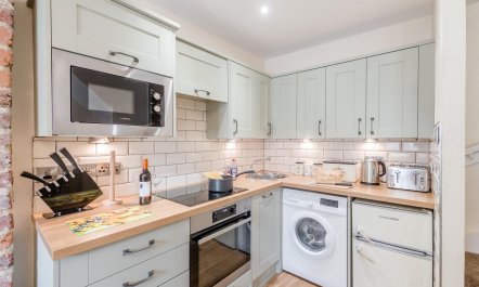 3 Bed in Whitby 1