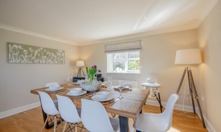 4 Bed in Docking 2