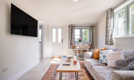 1 Bed in Brockenhurst 1