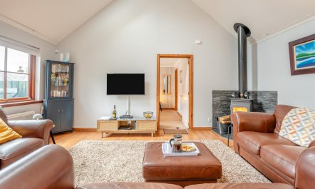 2 Bed in St. Fillans 6