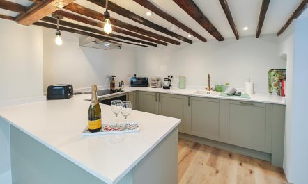 3 Bed in Appledore 2