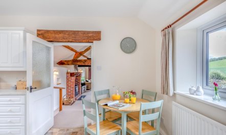 2 Bed in Stretton Westwood 4