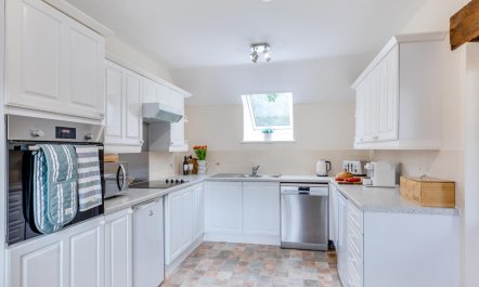 2 Bed in Stretton Westwood 6