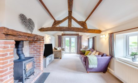 2 Bed in Stretton Westwood 8