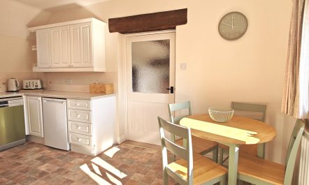 2 Bed in Stretton Westwood 6