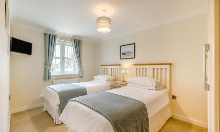 2 Bed in Broadstairs 3