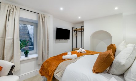 1 Bed in Cheltenham 9