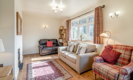 2 Bed in Windermere 9