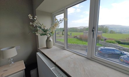 2 Bed in Simonstone 6