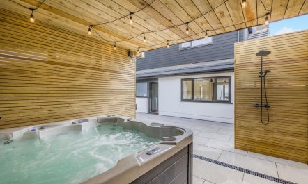 5 Bed in Ogmore-by-Sea 3
