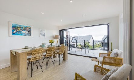 5 Bed in Ogmore-by-Sea