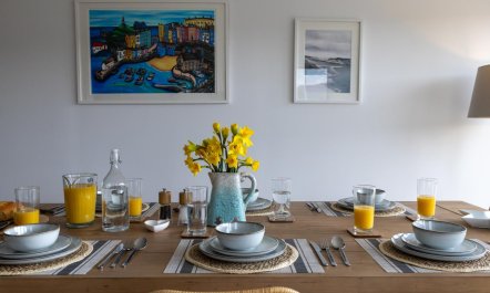 5 Bed in Ogmore-by-Sea 6