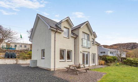 3 Bed in Poolewe 5