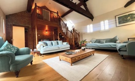 2 Bed in Aberaeron