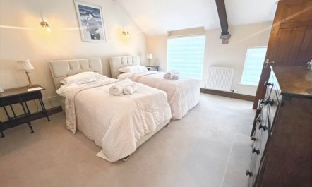 2 Bed in Aberaeron 8