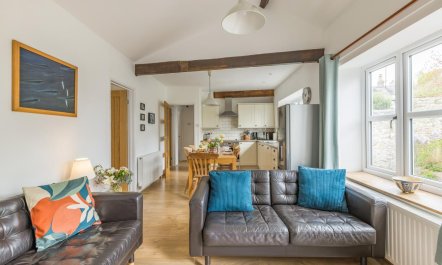 3 Bed in Musbury 6