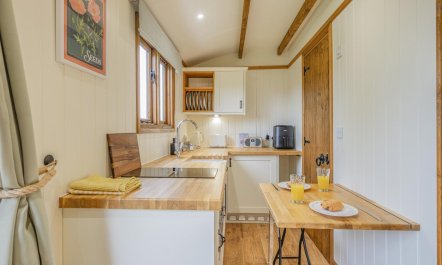 1 Bed in Horstead 9